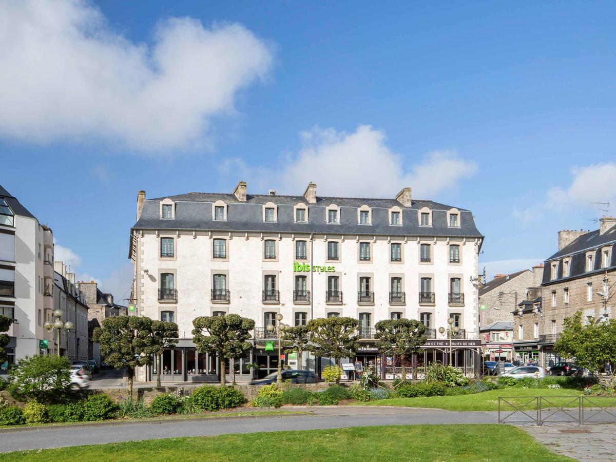 Ibis Styles Dinan Centre Ville Exterior foto